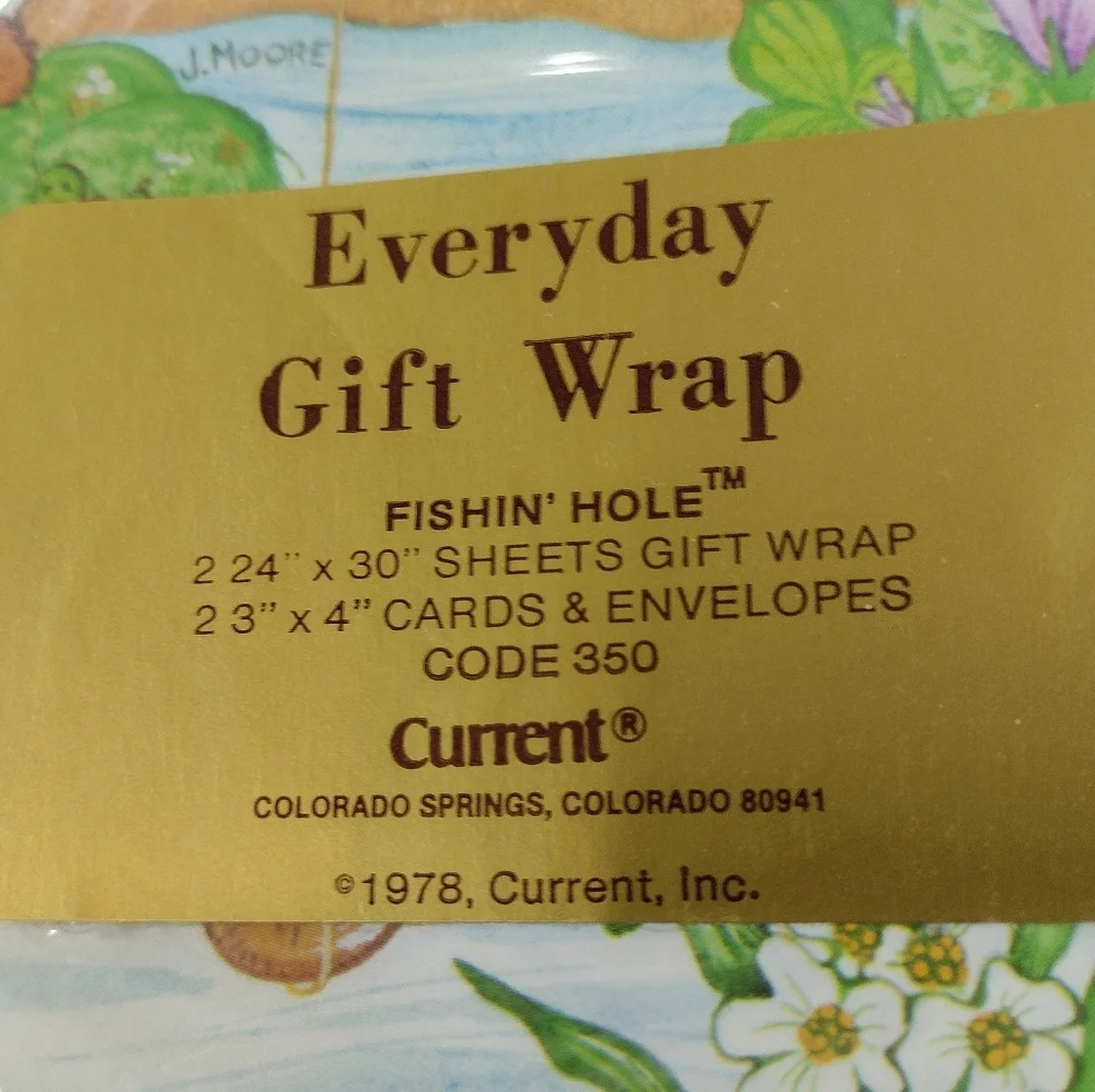 Vintage Set Of 4 Gift Wrap Colorful , Floral Festive